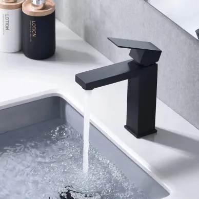 Смеситель для раковины Maretti Umbria Black UMB32RF51 черный 7