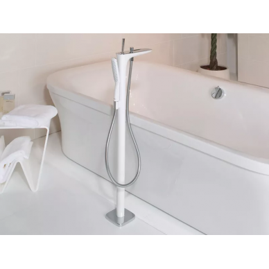 Смеситель для ванны Hansgrohe PuraVida (15473400) напольный 1