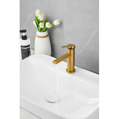 Смеситель для раковины BELZ B10813-5 золото 9