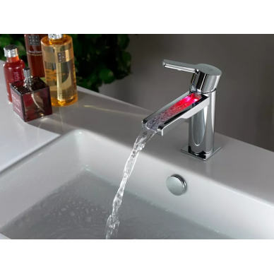 Noken — кран с динамомашиной