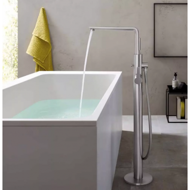 Смеситель для ванны Grohe Lineare New (23792001) напольный 1